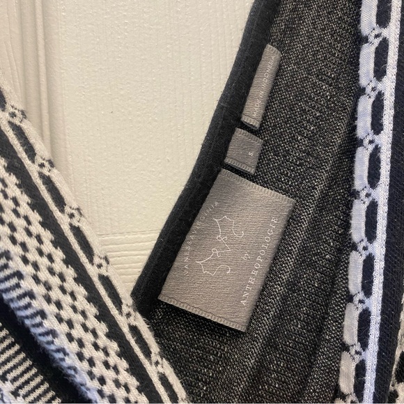 Anthropologie V-Neck Tank - Picture 3 of 4